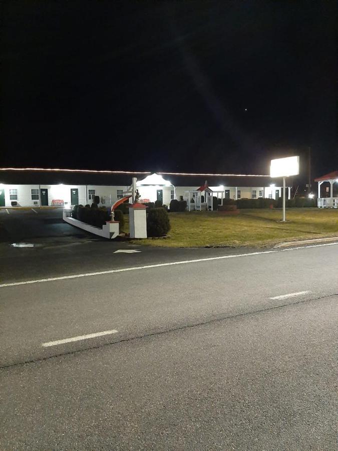 Clarysville Motel Frostburg Eksteriør bilde